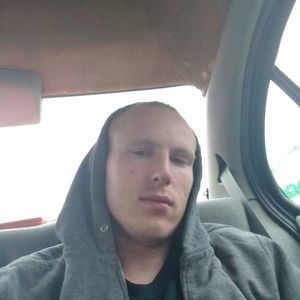 Meet your Posher, Levi